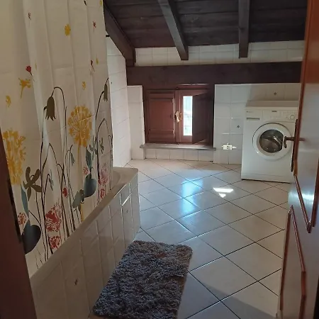 דירה Hala's House